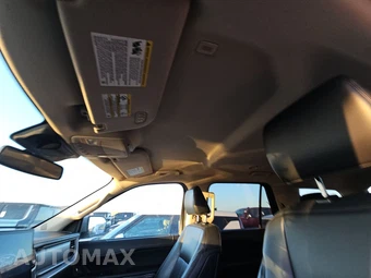 2024 Ford Expedition XLT - miniatura 20