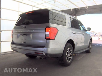 2024 Ford Expedition XLT - miniatura 4