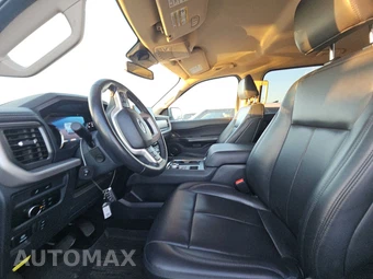 2024 Ford Expedition XLT - miniatura 7