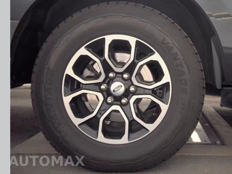 2024 Ford Expedition XLT - miniatura 11