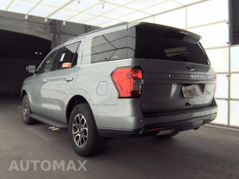 2024 Ford Expedition XLT - miniatura 8
