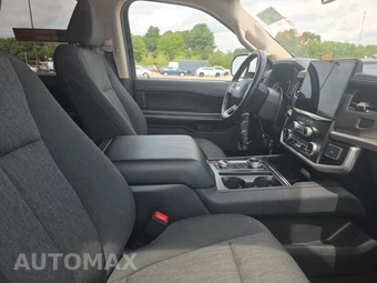 2024 Ford Expedition XLT - miniatura 8