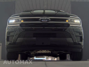 2024 Ford Expedition XLT - miniatura 3