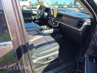 2024 Ford Expedition XLT - miniatura 8