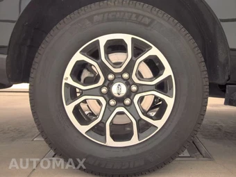 2024 Ford Expedition XLT - miniatura 11