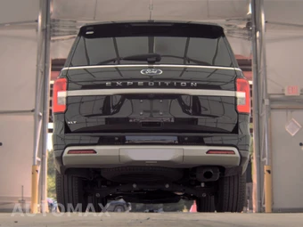 2024 Ford Expedition XLT - miniatura 7