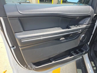 2024 Ford Expedition XLT - miniatura 15