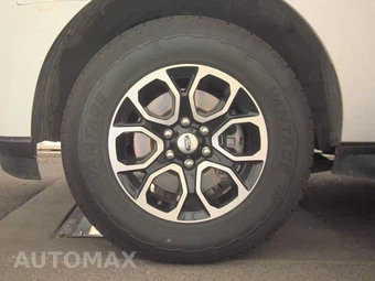 2024 Ford Expedition XLT - miniatura 9