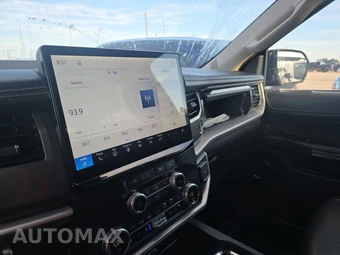 2024 Ford Expedition XLT - miniatura 11
