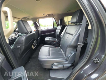 2024 Ford Expedition XLT - miniatura 13