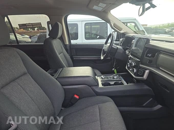 2024 Ford Expedition XLT - miniatura 8