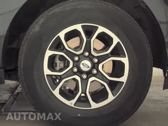 2024 Ford Expedition XLT - miniatura 10