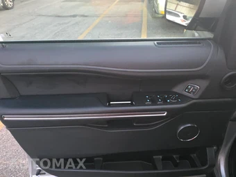 2024 Ford Expedition XLT - miniatura 9