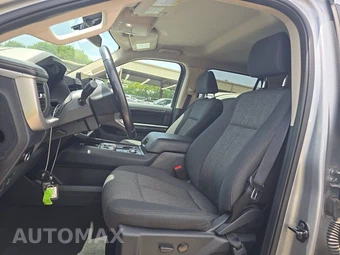 2024 Ford Expedition XLT - miniatura 13