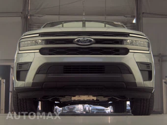 2024 Ford Expedition XLT - miniatura 3