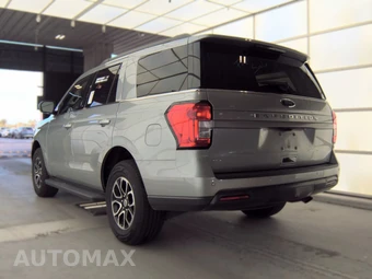 2024 Ford Expedition XLT - miniatura 8