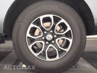 2024 Ford Expedition XLT - miniatura 12