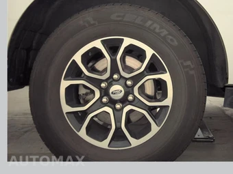 2024 Ford Expedition XLT - miniatura 11