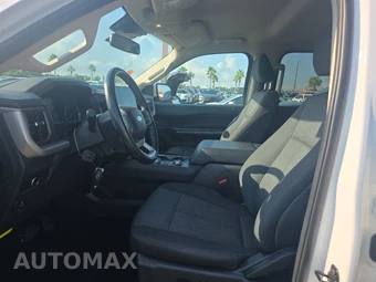 2024 Ford Expedition XLT - miniatura 13