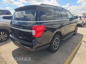 2024 Ford Expedition XLT - miniatura 4