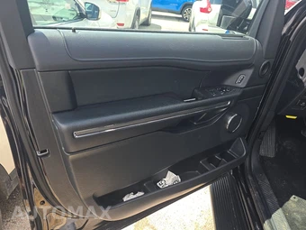 2024 Ford Expedition XLT - miniatura 9