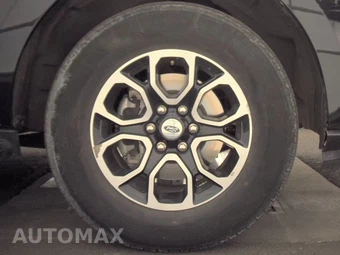2024 Ford Expedition XLT - miniatura 10