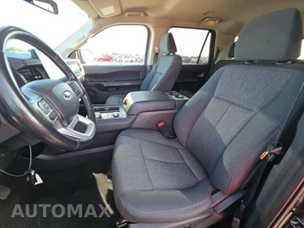 2024 Ford Expedition XLT - miniatura 13