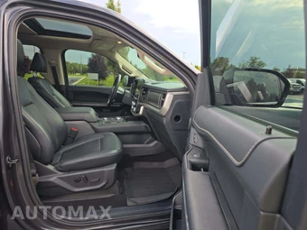 2024 Ford Expedition XLT - miniatura 16