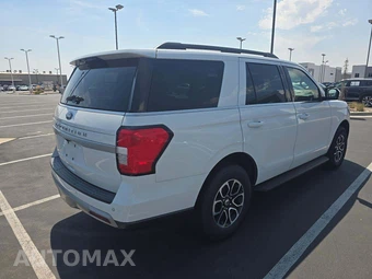 2024 Ford Expedition XLT - miniatura 3