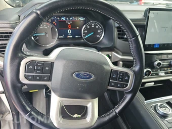 2024 Ford Expedition XLT - miniatura 16