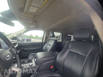 2024 Ford Expedition XLT - miniatura 18