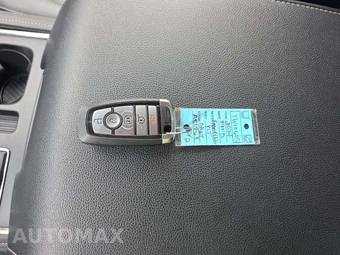 2024 Ford Expedition XLT - miniatura 5