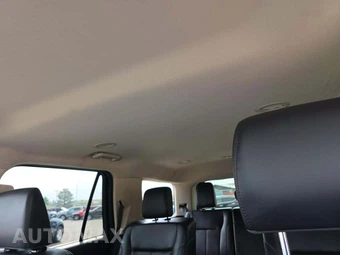 2024 Ford Expedition XLT - miniatura 8