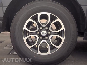 2024 Ford Expedition XLT - miniatura 11