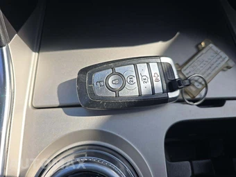 2024 Ford Explorer Limited - miniatura 5