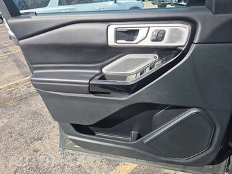 2024 Ford Explorer Platinum - miniatura 20