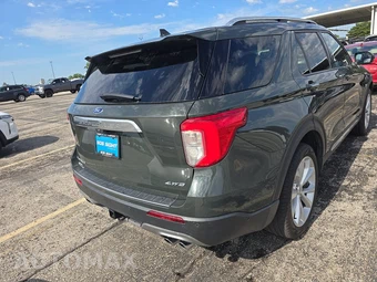 2024 Ford Explorer Platinum - miniatura 4