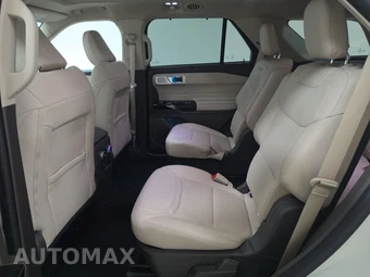 2024 Ford Explorer Platinum - miniatura 13