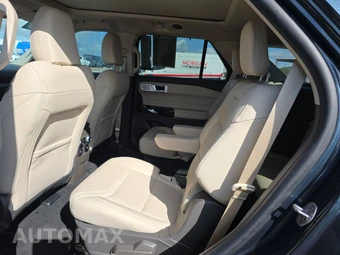 2024 Ford Explorer Platinum - miniatura 9