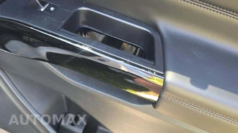 2024 Ford Explorer Platinum - miniatura 17