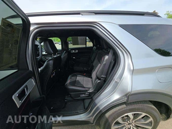 2024 Ford Explorer ST-Line - miniatura 13