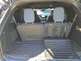 2024 Ford Explorer ST-Line - miniatura 15