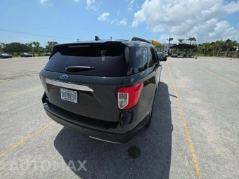 2024 Ford Explorer XLT - miniatura 3