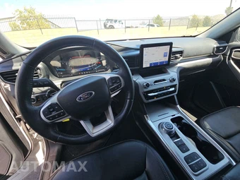 2024 Ford Explorer XLT - miniatura 11