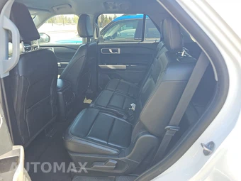 2024 Ford Explorer XLT - miniatura 13