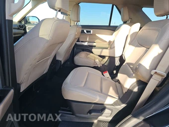 2024 Ford Explorer XLT - miniatura 13