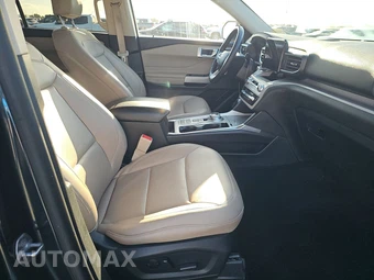 2024 Ford Explorer XLT - miniatura 8