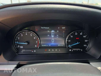 2024 Ford Explorer XLT - miniatura 6