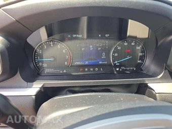 2024 Ford Explorer XLT - miniatura 6