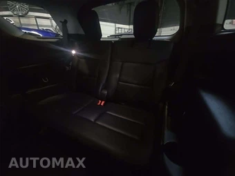 2024 Ford Explorer XLT - miniatura 14